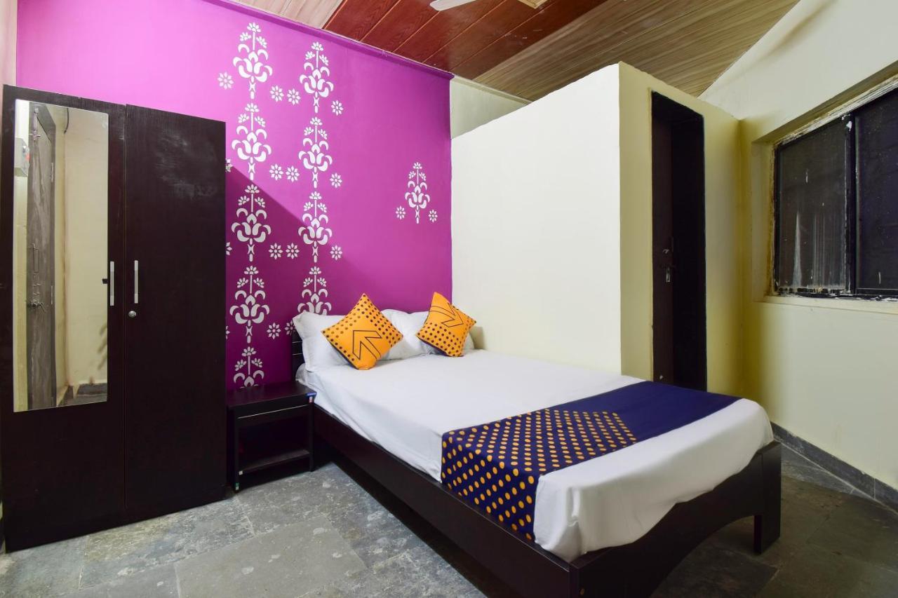 Spot On 66795 Hotel Abhijeet Otur Exterior foto